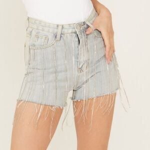 BLUE B WOMEN'S LIGHT WASH HIGH RISE POCKET RHINESTONE FRINGE DENIM SHORTS